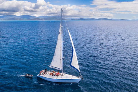 2 Night Small Group Whitsundays Sailing Adventure Aboard Mandrake - Pubs Sydney 3