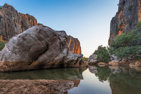 Windjana Explorer - Pubs Sydney 1