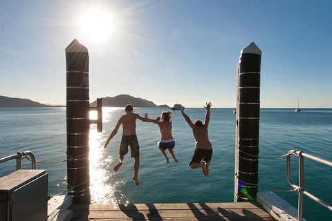 Fitzroy Island Catamaran Transfers From Cairns - Pubs Sydney 0