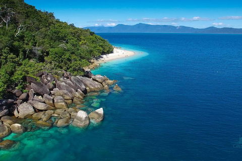 Fitzroy Island Catamaran Transfers From Cairns - Pubs Sydney 1