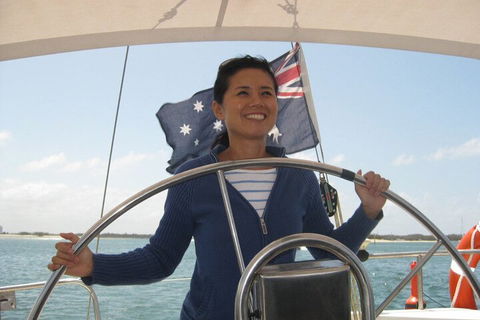 Gold Coast Sunset Cruise With Sparkling Wine & Nibbles Platter - Pubs Sydney 1