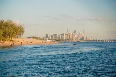 Gold Coast Sunset Cruise With Sparkling Wine & Nibbles Platter - Pubs Sydney 4