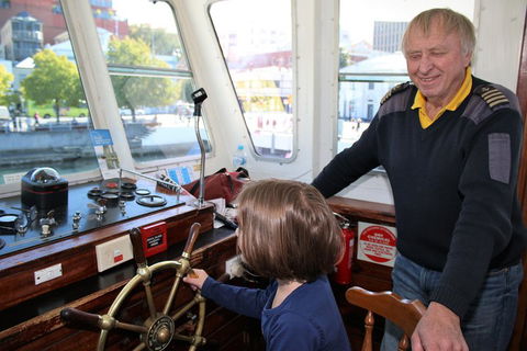 Derwent River Historic Harbour Cruise From Hobart - Pubs Sydney 4