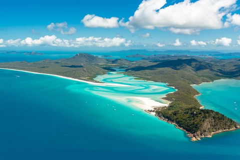 Whitsunday Bullet Day Trip - Whitehaven Beach And Snorkelling - Pubs Sydney 1