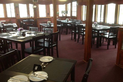 Adelaide Hills Tour With River Murray 3 Hour Lunch Cruise - Pubs Sydney 0