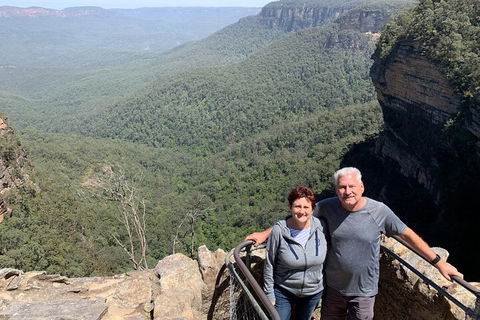 Blue Mountains Private Tour From Sydney, & Featherdale Aussie Animal Park Option - Pubs Sydney 3