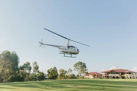 Helicopter Tour Of Hunter Valley In New South Wales With Lunch - Pubs Sydney 1