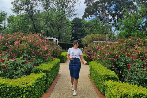 Women's History Walking Tour With Local Guide In Canberra - Pubs Sydney 1