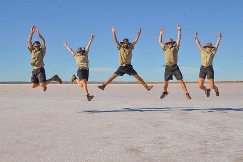 Mount Conner 4WD Small Group Tour From Ayers Rock Including Dinner - Pubs Sydney 2